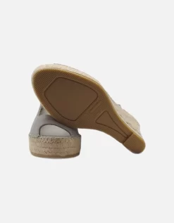 Vidorreta Mendoza Low Wedge Espadrilles In Silver