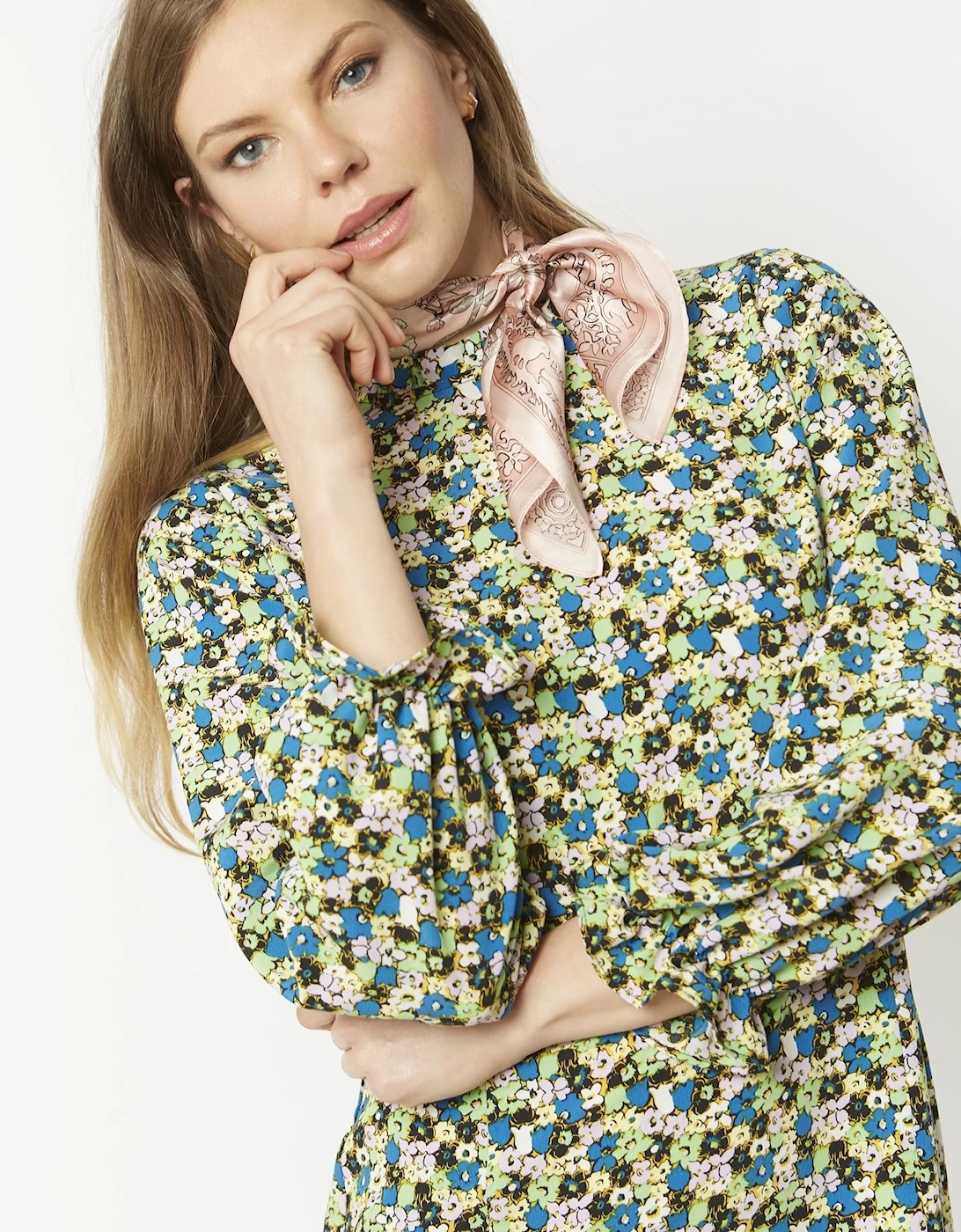 Pink Silk Scarf - Image 7