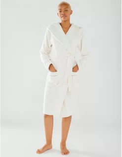 CHELSEA PEERS Fluffy Dressing Gown - White