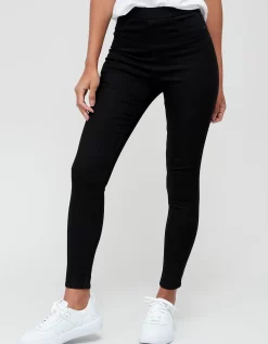 Everyday Short Essential Jegging - Black