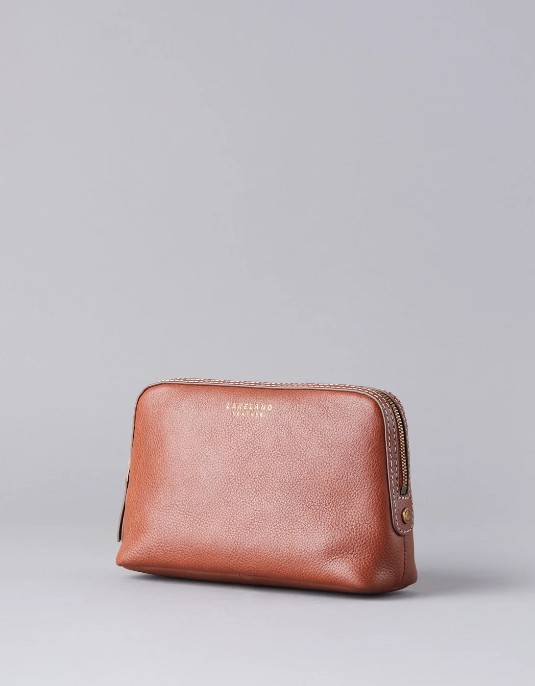 Torver Leather Cosmetic Bag In Tan