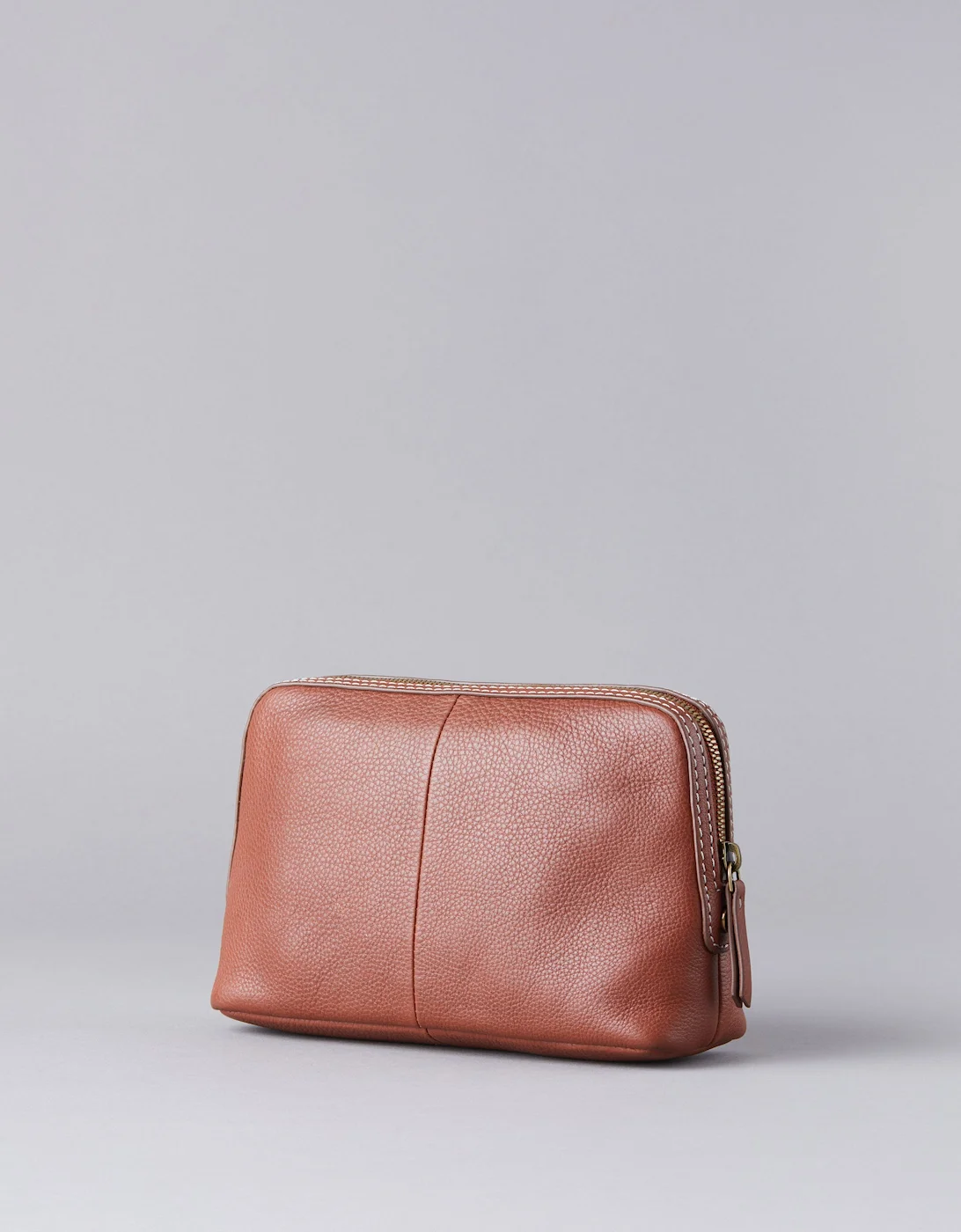 Torver Leather Cosmetic Bag In Tan - Image 3