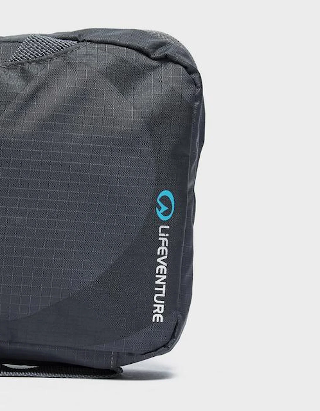 Lifeventure Wash Bag Small - Image 3